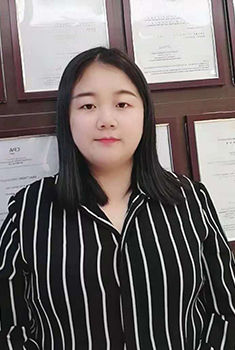 羅金艷女士，從事注冊行